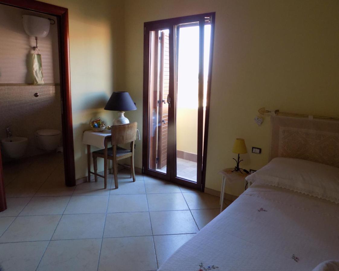 Al Ciclamino Bed & Breakfast Monastir Bagian luar foto