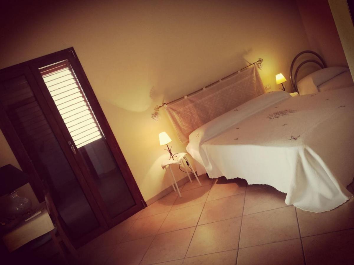 Al Ciclamino Bed & Breakfast Monastir Bagian luar foto